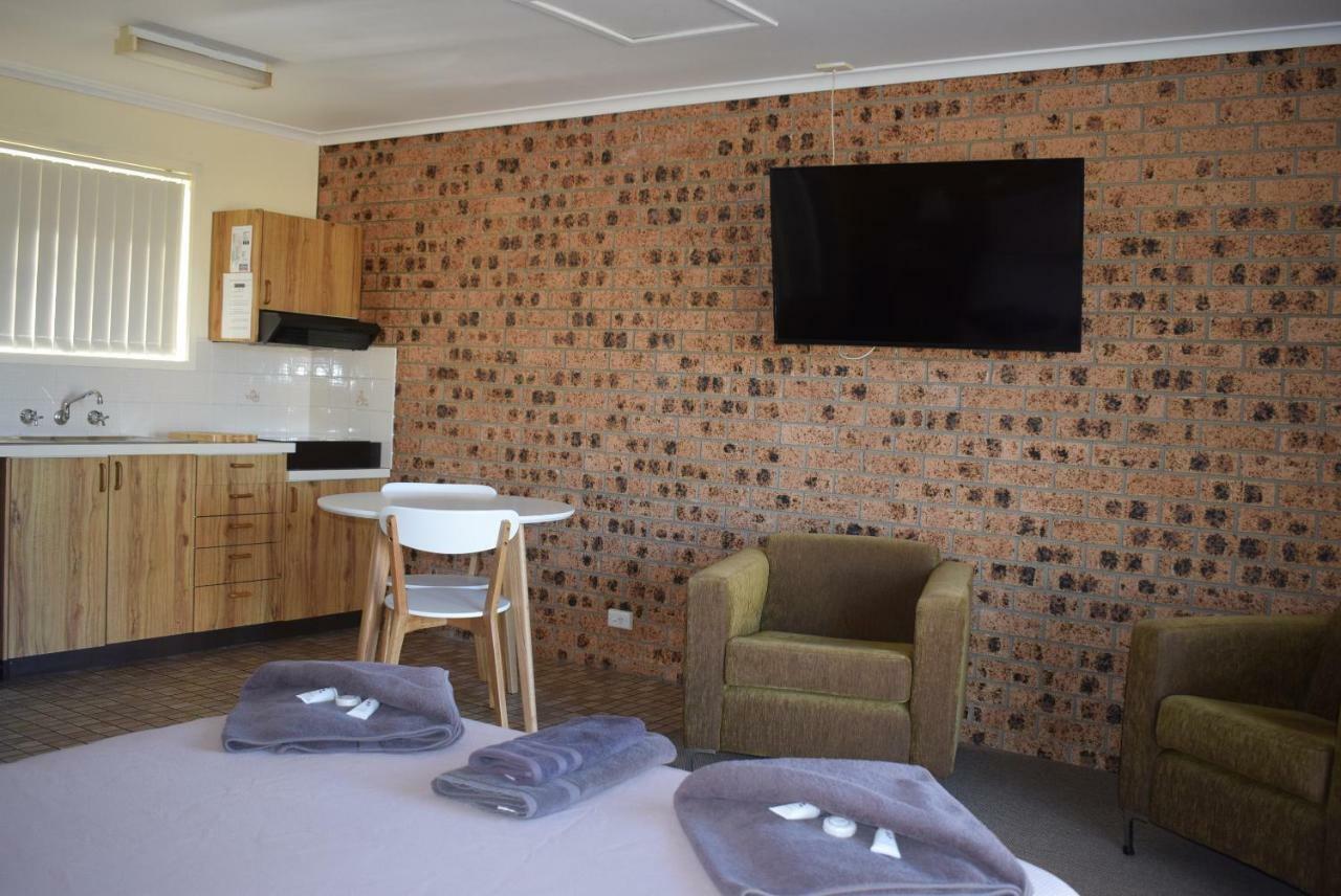 Bega Caravan Park Экстерьер фото